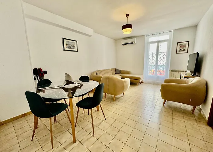 Le Balcon De